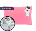 poduszka amz w kolorze różowym zbliżenie na śpiącą kobietę